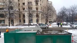 Bilanţul lui Firea după prima zăpadă în Bucureşti: Au fost topite peste 1.800 de tone de zăpadă, iar Piaţa Victoriei a fost eliberată. Unde sunt situate instalaţiile 