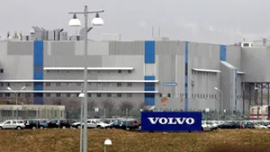Ford ar putea vinde divizia de automobile Volvo