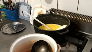 FOTO | Pericol pentru turişti. O terasă din Eforie Sud a fost amendată pentru mizeria cruntă. CJPC: Ceva departe de noţiunea de turism