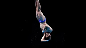 Jocurile Olimpice. Chinezul Cao Yuan face istorie la sărituri în apă, câştigând aurul olimpic la platforma de 10 m