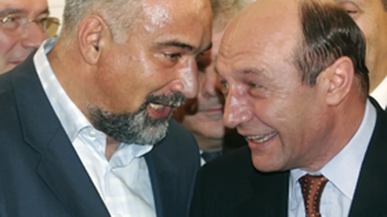 Schimb de replici Băsescu-Vosganian, la Bruxelles, despre 