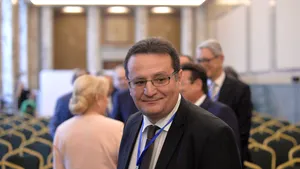 Monitorul Partidelor | Iohannis, promisiune neonorată. De câte ori a sunat ocupat la Ambasada SUA pentru rechemarea lui George Maior