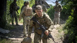 Războiul din Ucraina, ziua 132. Armata rusă avansează victorioasă în bătălia pentru Lugansk. Putin este încântat, Zelenski îngrijorat