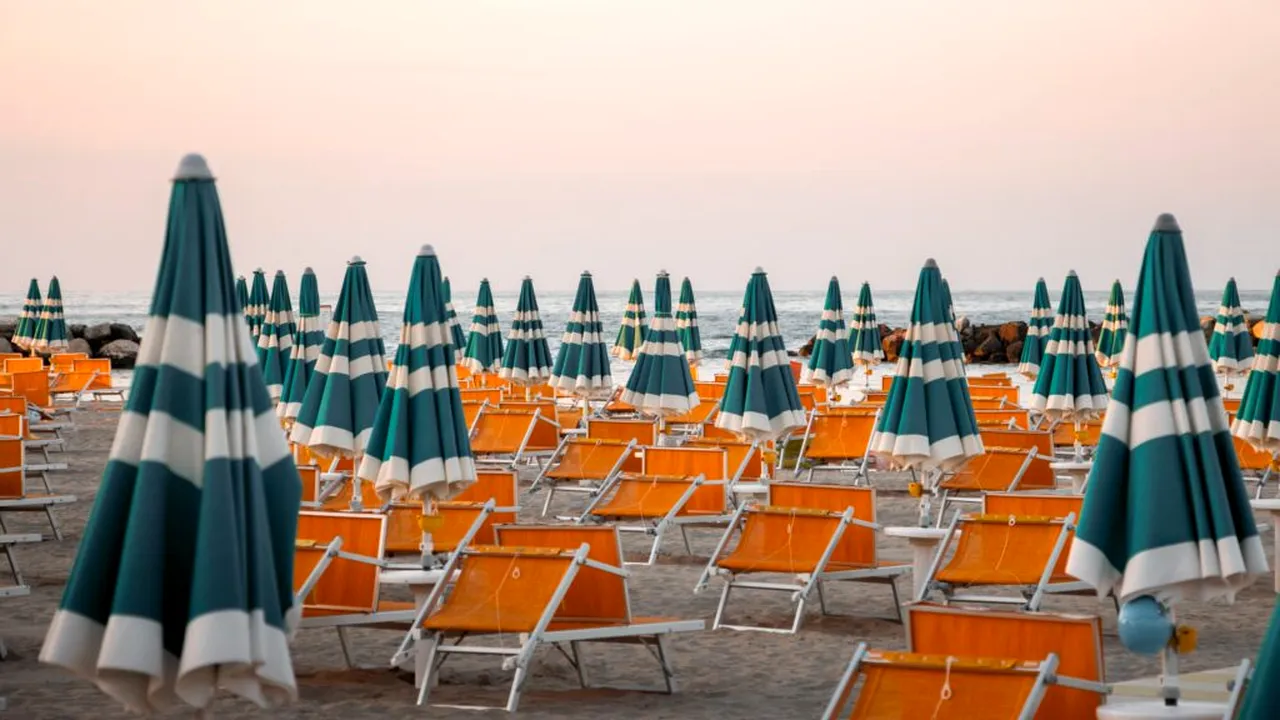 Lovitură pentru turismul din Italia: 30.000 de afaceri de pe litoral ar putea ajunge la licitație