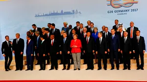 VIDEO | Angela Merkel: Toţi membrii G20, cu excepţia SUA, au stabilit că Acordul climatic de la Paris este ireversibil/ Emmanuel Macron: La data de 12 decembrie voi convoca un summit pentru a acţiona în privinţa climatului 