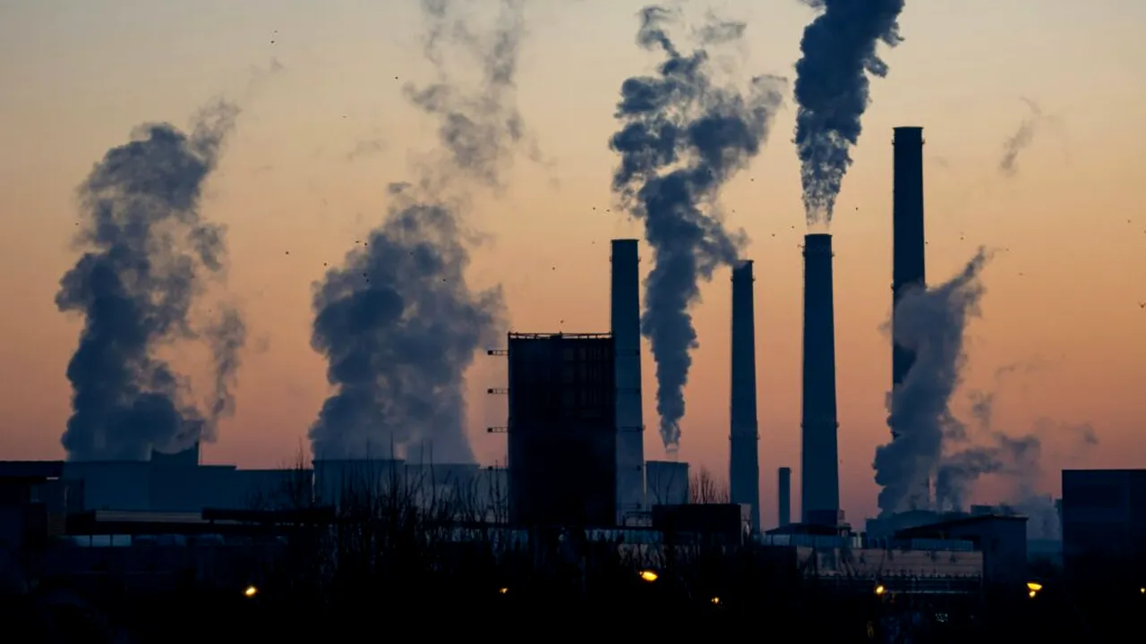 Experți: Planurile Chinei de reducere a emisiilor sunt prea slabe pentru a evita o catastrofă