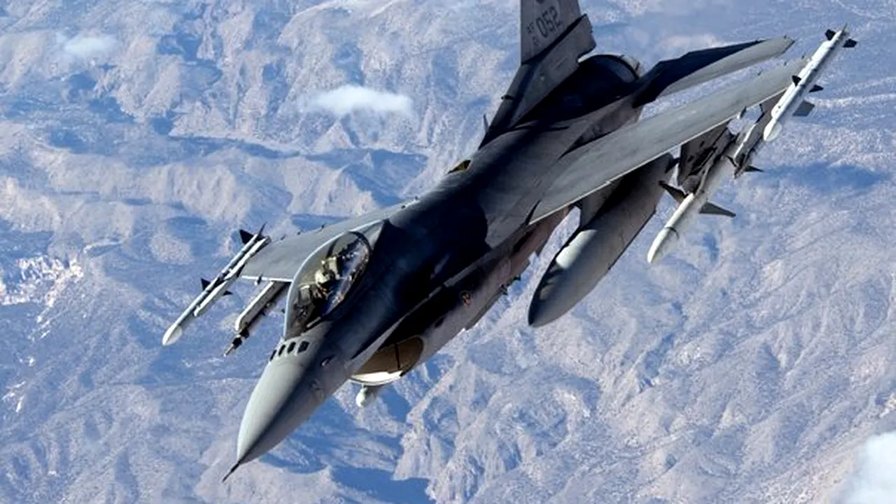 Duşa: 15 piloţi şi 83 de tehnicieni vor fi pregătiţi pentru a opera avioanele F-16