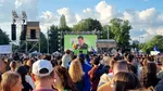 Mii de participanți la mitingul „România în lumină” organizat de Nicușor Dan în Piața Victoriei