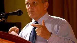 Stolojan: Singura soluţie o reprezintă anticipatele