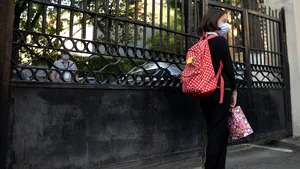 Restricţii în 9 comune din judeţul Prahova. Măsurile aprobate pentru restaurante şi cafenele. Unde devine obligatorie masca de protecţie 