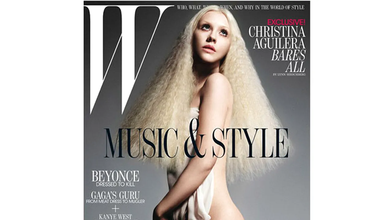 Christina Aguilera a pozat goală pentru coperta unei reviste - FOTO