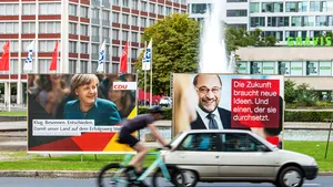 ALEGERI GERMANIA. Cum au arătat afişele electorale din Berlin şi de ce campania electorală a fost diferită faţă de cele din alte ţări occidentale 