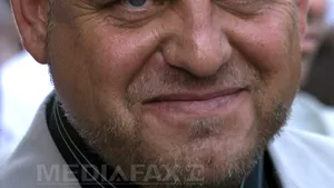 Primarul suspendat din Rădăuţi, arestat pentru corupţie, a demisionat din PDL şi a devenit independent