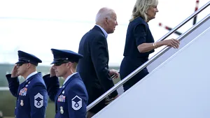 Jill Biden: Istoria se scrie în faţa noastră. Putem simţi că trecem linia care va împărţi lumea noastră în 