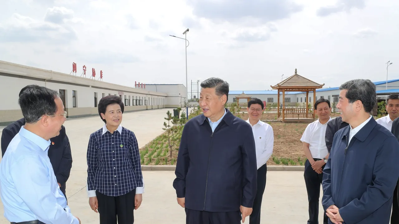 Tensiuni în Partidului Comunist Chinez/ The Guardian: Xi Jingping se confruntă cu o opoziţie largă