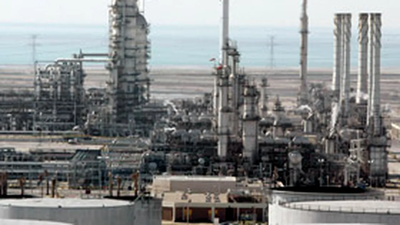 Preşedintele OPEC: Preţul petrolului se va menţine între 80 şi 110 dolari pe baril în 2008