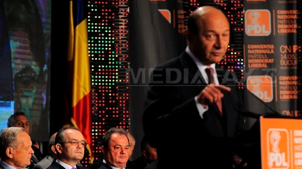 Băsescu: Am vrut să mă izolez de PDL, dar am constatat că nu se poate. Voi discuta luni cu ei