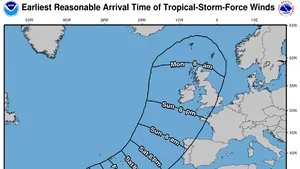 Furtuna tropicală Ophelia s-a transformat în URAGAN şi se îndreaptă spre Europa