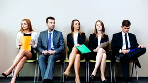 Numărul locurilor de muncă vacante a scăzut cu 1.300