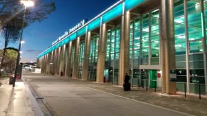 Aeroportul din Marsilia a fost închis din cauza unui incendiu de vegetație