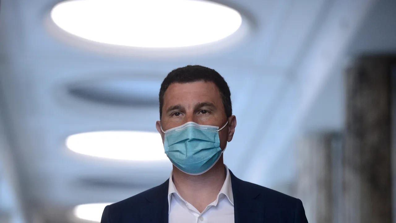 Reguli de intervenţie modificate după cazul ursului Arthur, ucis de un prinţ austriac în Covasna. Tanczos Barna propune reducerea derogării