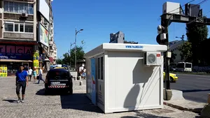 FOTO | Zece containere ANTICANICULĂ, în valoare de 11.000 de lei fiecare, montate în Bucureşti. Cum arată, unde pot fi găsite şi ce rol au