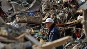 Cel puţin 9 morţi şi circa 1.000 de răniţi în urma cutremurului de 6,4 grade din sudul Japoniei