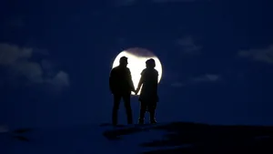 GALERIE FOTO Imagini spectaculoase din lume cu eclipsa şi fenomenul de 