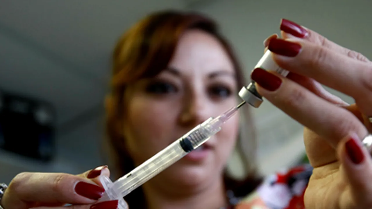 Primele vaccinuri împotriva gripei porcine, produse în SUA