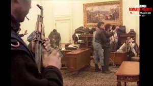 În căutarea revoluţiei pierdute. Episodul 15 - Cine a tras în noi după 22?