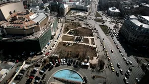 Statuia lui I.C. Brătianu ar putea fi reconstruită pe amplasamentul iniţial din Piaţa Universităţii