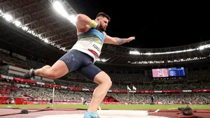Campionatele Europene de Atletism: Rareș Toader, în finală la greutate; Mihai Dringo, în semifinale la 400 m