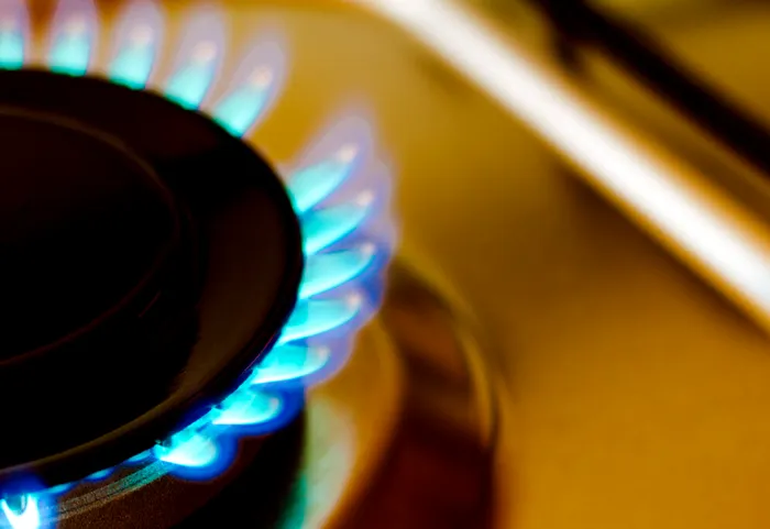 ECONOMIC Ordonanța de urgență care reglementează prețul la gaze, după expirarea plafonării, a fost publicată în Monitorul Oficial. Cine dă amenzile și la cât se ridică acestea