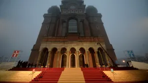 Google rămâne cu sancţiunea CNCD. Persoana care a schimbat tag-ul Catedralei Mântuirii Neamului riscă aceeaşi amendă