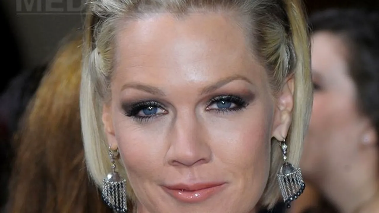 Actriţa Jennie Garth, una dintre vedetele serialului 