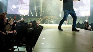 AC/DC nu mai vine în România