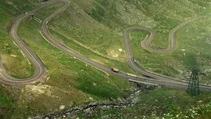 Transfăgărăşanul, printre cele mai frumoase destinaţii pentru vacanţe la volan din Europa - FOTO 