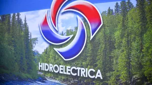 ENERGIE Hidroelectrica majorează prețul energiei din octombrie. Cât vor plăti clienții noi