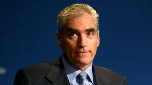Petre Roman, numit de Tăriceanu Înalt Reprezentant al Guvernului pentru românii din străinătate