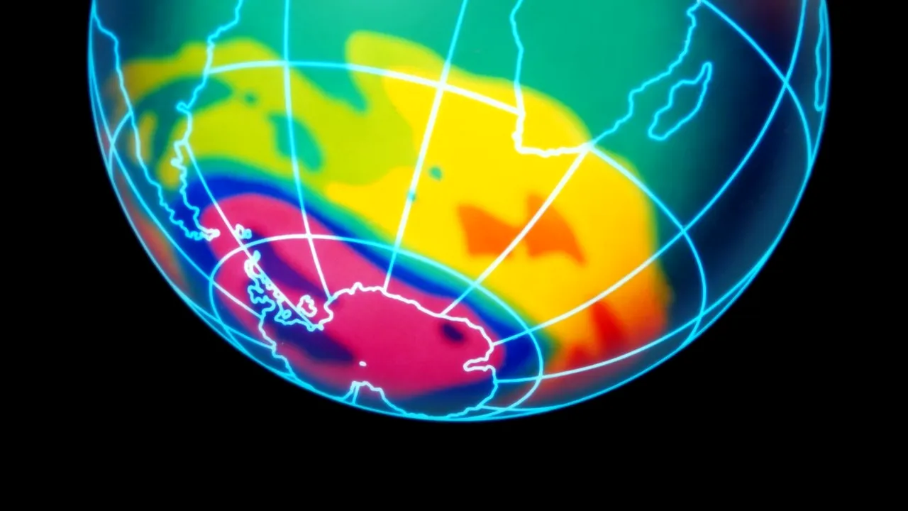 Studiu: emisiile de CO2 de la maşinile noi au scăzut puternic în 2020 