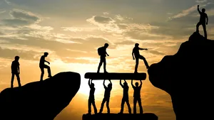 COMENTARIU Lelia Munteanu: Cum se va asorta noua normalitate cu metehnele vechii democraţii?