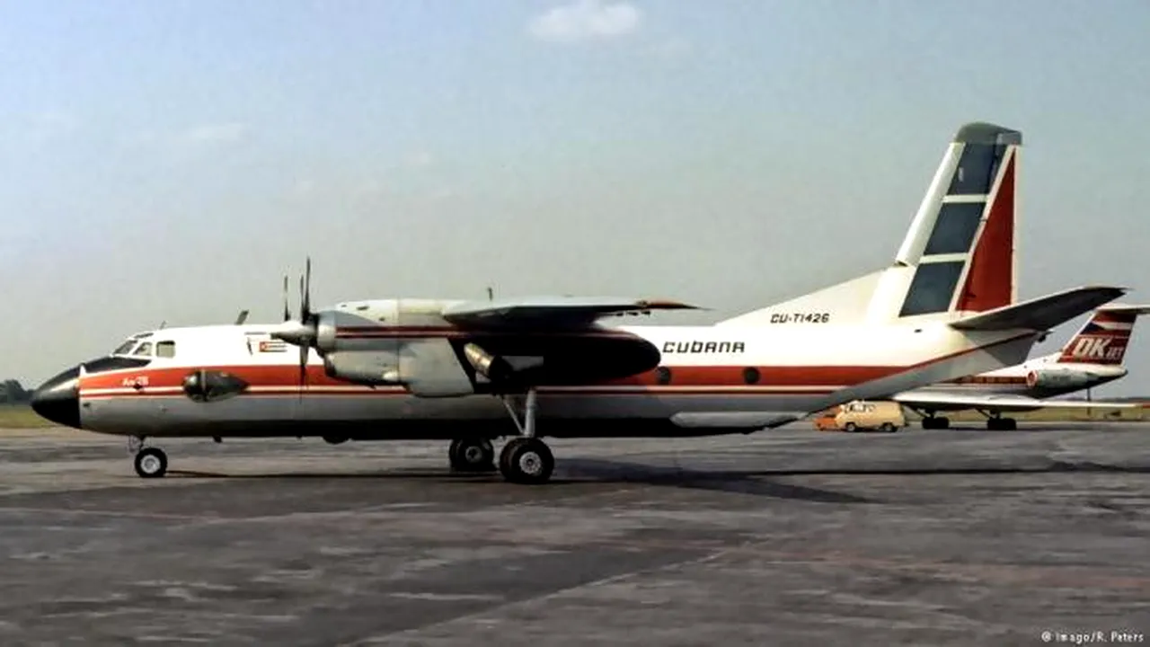 Opt persoane, decedate în urma prăbuşirii unui avion militar în Cuba