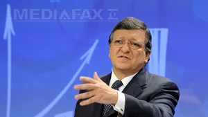 Jose Manuel Barroso a discutat prin telefon cu Viktor Ianukovici