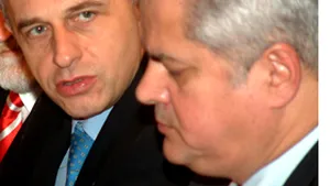 Geoană vrea să aibă o întâlnire cu Năstase înaintea Consiliului Naţional al PSD