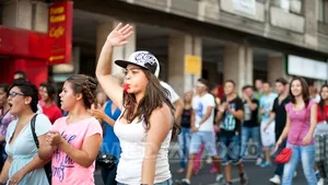 Circulaţie restricţionată duminică în centrul Capitalei, pentru Parada elevilor bucureşteni. Care sunt rutele ocolitoare