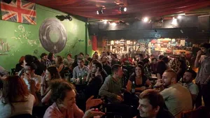 Iohannis a promulgat OUG privind închiderea localurilor care nu respectă normele în caz de incendiu 