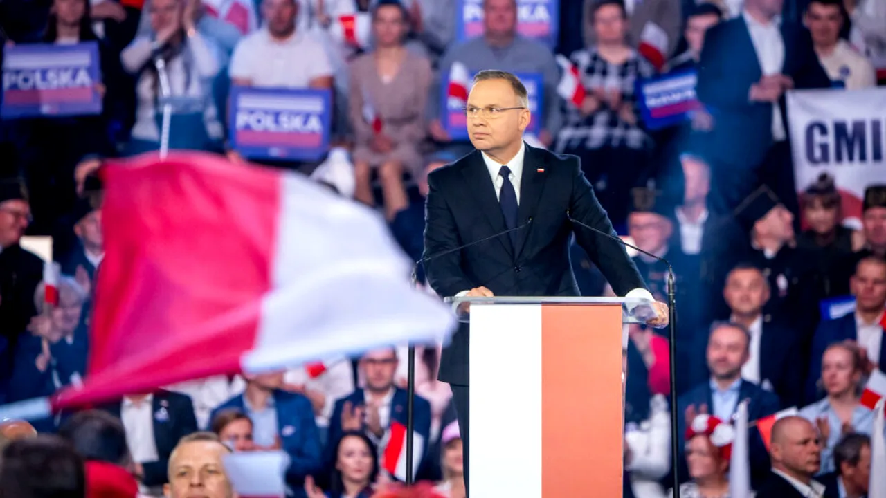 Creșterea record a piețelor din Polonia se confruntă cu testul turului doi al alegerilor prezidențiale