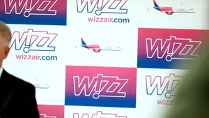 Directorul Wizz Air avertizează că reglementările europene din aviație amenință competitivitatea economiei UE