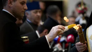 Paşte 2019. Hristos a ÎNVIAT! Cuvinte de duh ale Părinţilor Ortodocşi Români despre Bucuria Învierii