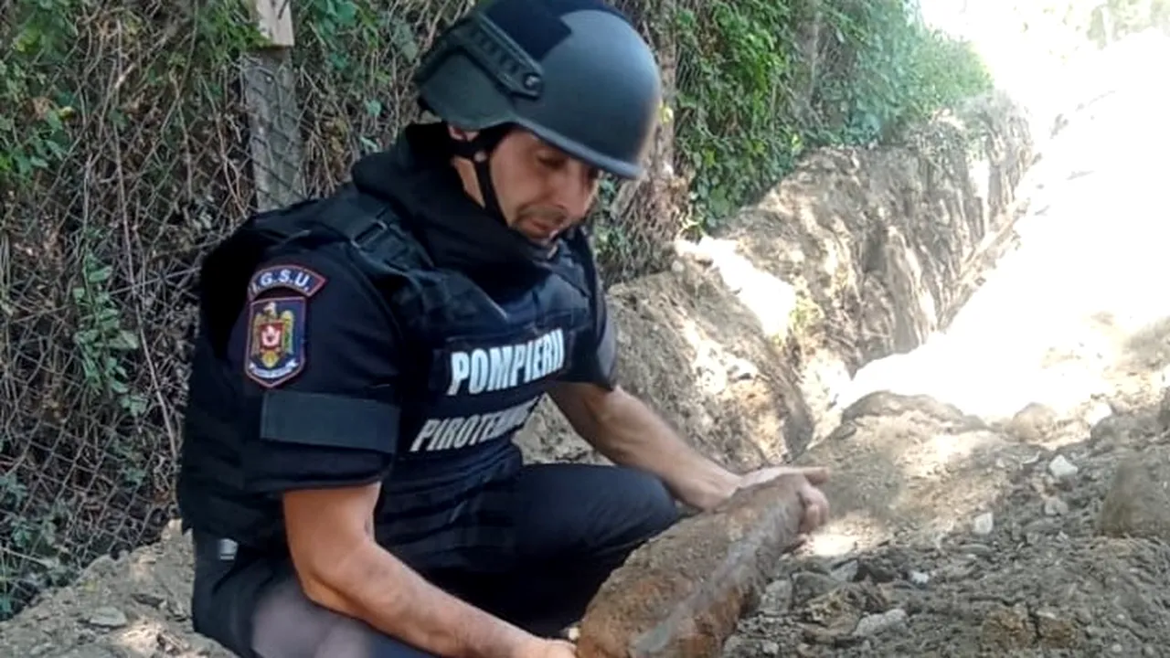 Bomba de lângă ţeava de gaze. Explozibilul, găsit lângă un drum comunal 